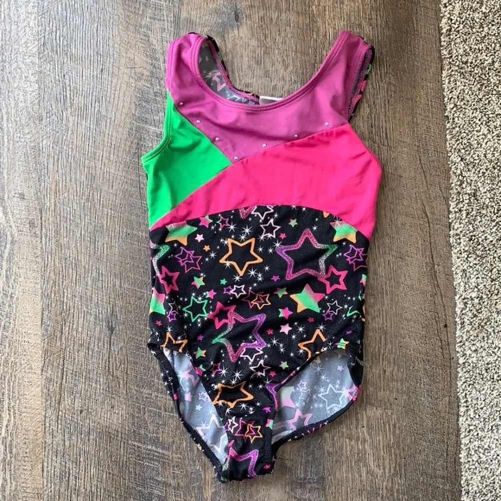 Bathing Suit Moret girls 6/7 Pre owned